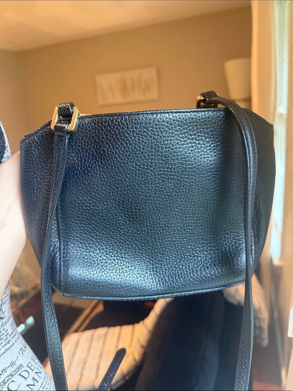 Lauren Ralph Lauren Black Leather Crossbody Bag with Gold Hardware’s